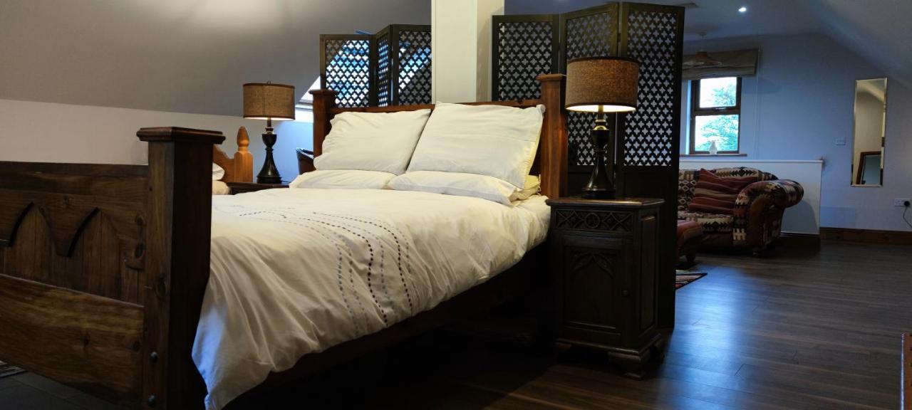 The Garden Gates Guest Accommodation คาสเซิลบาร์ ภายนอก รูปภาพ